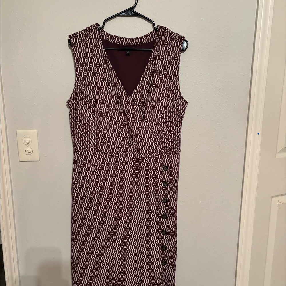 Ann Taylor Burgundy Geometric Midi Sheath Dress